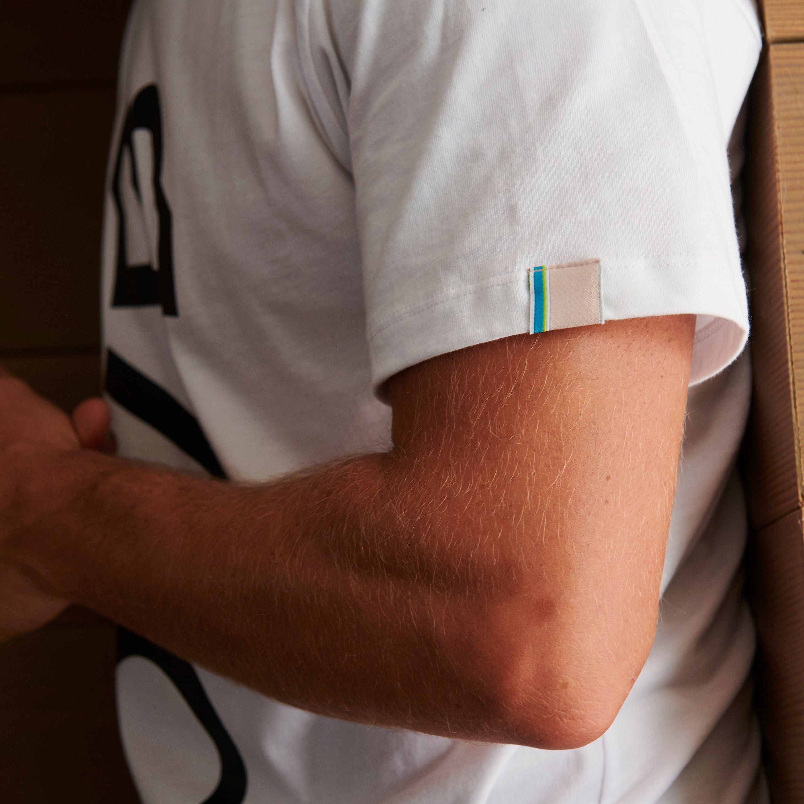 LOVB Max Vert Logo T-Shirt